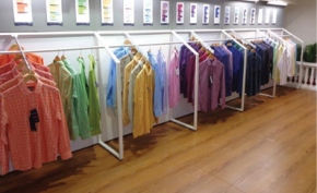 Peter England showcases Spring-Summer 2015 range