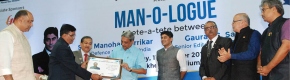 ‘Man-o-logue’ with Parrikar